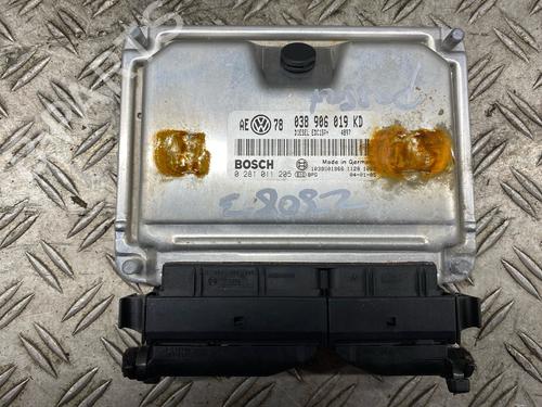 Used Engine control unit (ECU) VW PASSAT B5.5 Variant (3B6) 1.9 TDI (130 hp) 28515401