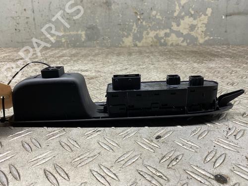 Left front window switch CITROËN C4 II (NC_) 1.6 HDi 90 | BP32060243I27 