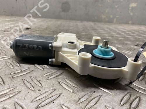 Left front window motor BMW 5 Touring (F11) 520 d | BP26738687E21 