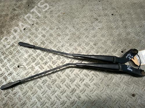 Used Front windshield wiper arm MERCEDES-BENZ A-CLASS (W169) A 180 (169.032, 169.332) (116 hp) 26710113