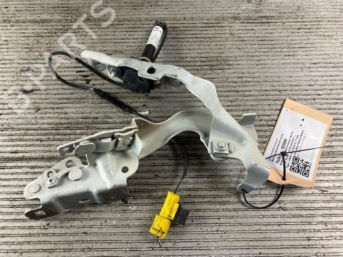 Used Hinge/Door check strap MERCEDES-BENZ A-CLASS (W176) A 180 (176.042) (122 hp) 25299804