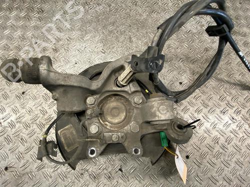 Right rear steering knuckle VOLVO V70 II (285) D5 | BP25599670M28 