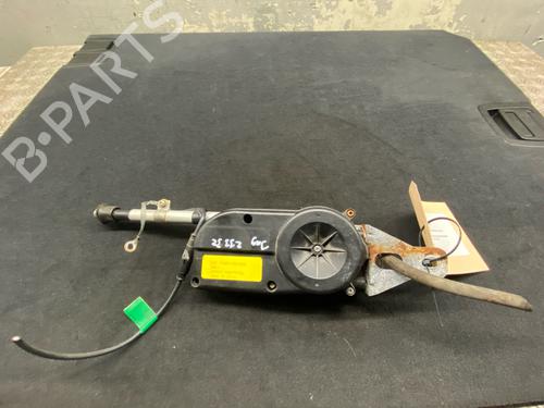 Antenne/Base Antenne/Base JAGUAR XJ (XJ40, XJ81) 6 3.2 24V (199 hp) 34010335 34010335