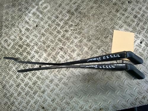 Used Front windshield wiper arm Front windshield wiper arm JAGUAR X-TYPE I (X400) 2.5 V6 All-wheel Drive (196 hp) 34519150 34519150