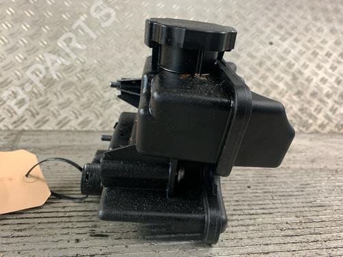 Power steering reservoir MERCEDES-BENZ M-CLASS (W164) ML 350 4-matic (164.186) | BP17060552M117 