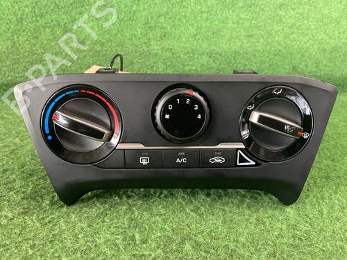Used Climate control HYUNDAI i20 II (GB, IB) 1.2 (84 hp) 15184539