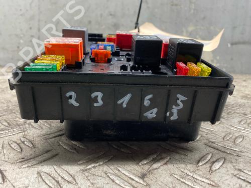 Fuse box AUDI A3 (8P1) 2.0 TDI 16V | BP33014622E1 - Image 4