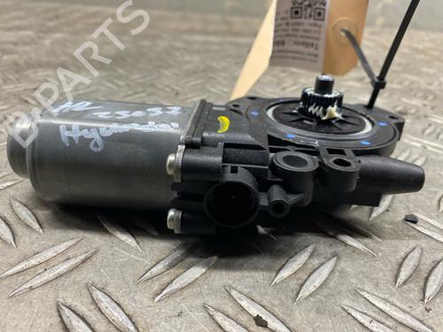 Left rear window motor HYUNDAI SANTA FÉ II (CM) 2.2 CRDi 4x4 | BP27499233E23 