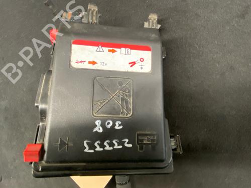 Used Fuse box Fuse box PEUGEOT 308 SW II (LC_, LJ_, LR_, LX_, L4_) 1.2 THP 130 (131 hp) 34211282 34211282