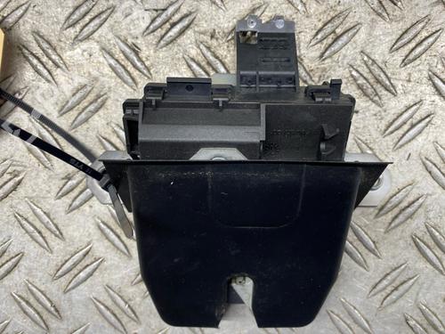 Bagklap lås FORD KUGA I 2.0 TDCi 4x4 (140 hp) 31612400