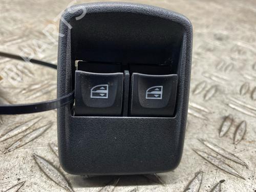 Used Left front window switch DACIA DOKKER MPV (KE_) 1.2 TCe (KEM0, KEAY) (115 hp) 29726277