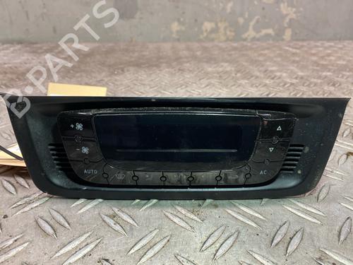 AC Styreenhet / Manøvreringsenhet SEAT IBIZA IV SC (6J1, 6P5) 1.4 (85 hp) 28153599