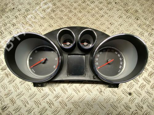 Used Instrument cluster OPEL INSIGNIA A (G09) 2.0 CDTI (68) (131 hp) 30975242