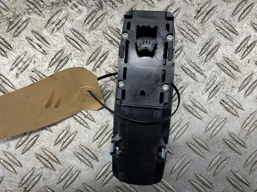 Right front window switch JEEP GRAND CHEROKEE IV (WK, WK2) 3.0 CRD V6 4x4 | BP32445966I26 