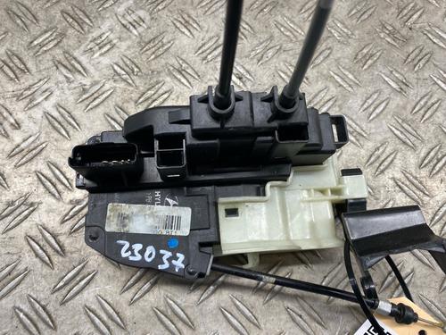 Rear left lock HYUNDAI SANTA FÉ II (CM) 2.2 CRDi 4x4 | BP27499229C100 