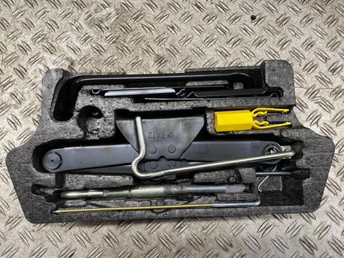 Used Jack Kit Jack Kit 36965968 36965968