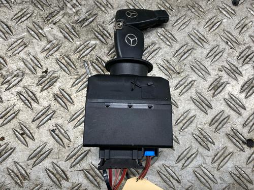 Ignition barrel MERCEDES-BENZ E-CLASS T-Model (S211) E 280 T CDI (211.220) | BP29483521M48 