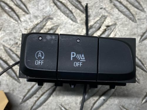 Mando OPEL GRANDLAND / GRANDLAND X (A18, P1UO) 1.2 (75) (131 hp) 32305209