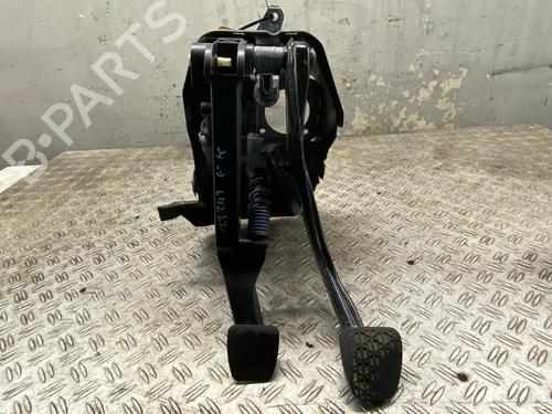 Used Pedal MERCEDES-BENZ E-CLASS T-Model (S211) E 220 T CDI (211.206) (150 hp) 31585708