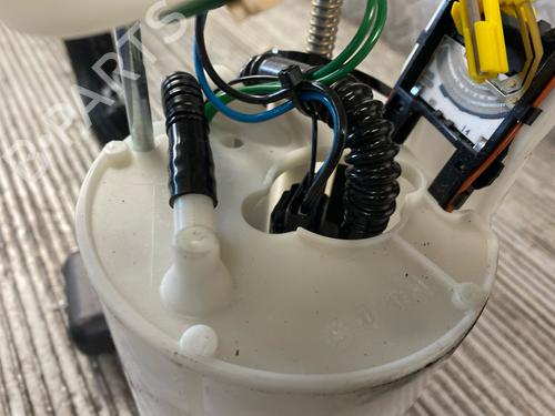 Fuel pump BMW 5 (E60) 520 i | BP21533925M76 