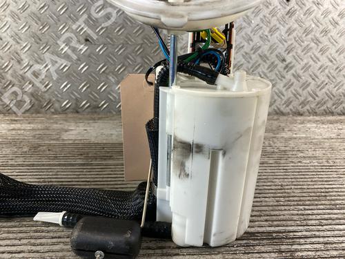 Fuel pump BMW 5 (E60) 520 i | BP21533925M76 