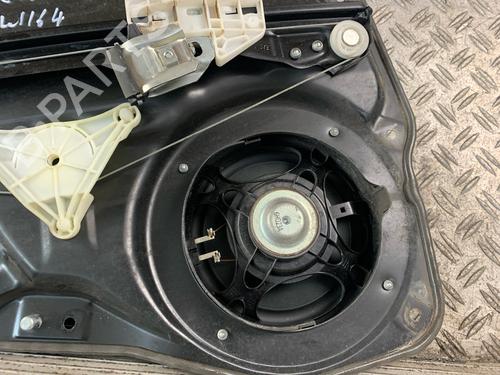 Rear left window mechanism MERCEDES-BENZ M-CLASS (W164) ML 350 4-matic (164.186) | BP17045067C24 