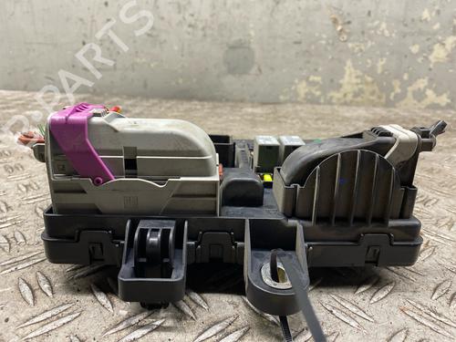 Fuse box OPEL INSIGNIA A Sports Tourer (G09) 2.0 CDTI (35) | BP29825904E1 