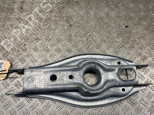 Used Right rear suspension arm BMW 1 Coupe (E82) 120 d (177 hp) 25851000