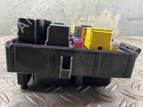 Fuse box OPEL ASTRA H TwinTop (A04) 1.8 (L67) | BP37420791E1 - Image 3