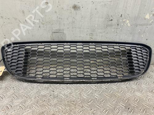Used Grille BMW 1 Coupe (E82) 120 d (177 hp) 25794097