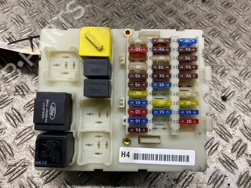 Used Fuse box Fuse box 37028795 37028795