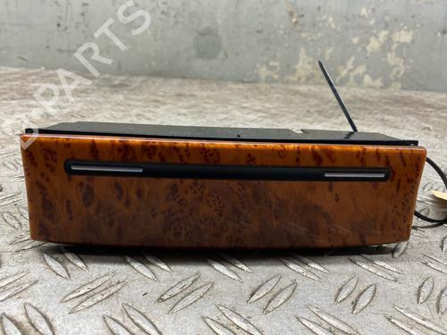 Used Ashtray AUDI A8 D3 (4E2, 4E8) 4.2 TDI quattro (326 hp) 29892207