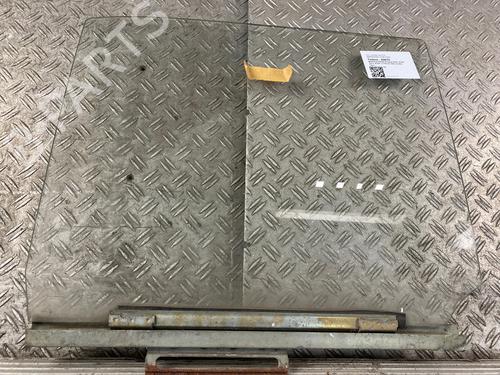 Used Rear right quarter glass MERCEDES-BENZ S-CLASS Saloon (W108, W109) 250 S (108.012) (130 hp) 15710799