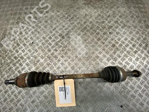 Drivksel foran venstre Drivksel foran venstre TOYOTA AYGO (_B1_) 1.0 (KGB10_, KGB10R) (68 hp) 34521250 34521250