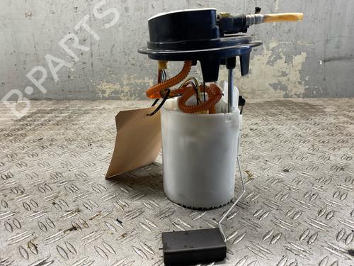 Used Fuel pump Fuel pump PEUGEOT 2008 I (CU_) 1.2 THP 110 / PureTech 110 (110 hp) 33698030 33698030