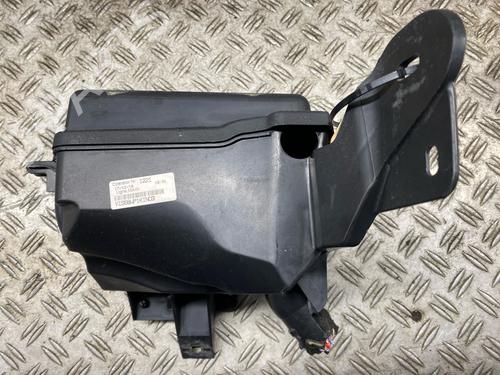 Fuse box OPEL CROSSLAND X / CROSSLAND (P17, P2QO) 1.2 (75) | BP31949314E1