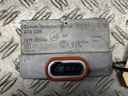 Module xenonverlichting AUDI A8 D3 (4E2, 4E8) 4.2 TDI quattro (326 hp) 29944350