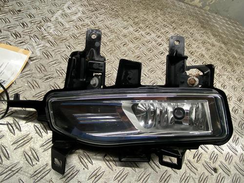 Nebelscheinwerfer links für NISSAN QASHQAI II (J11, J11_) 1.3 DIG-T (160 hp) 30931919
