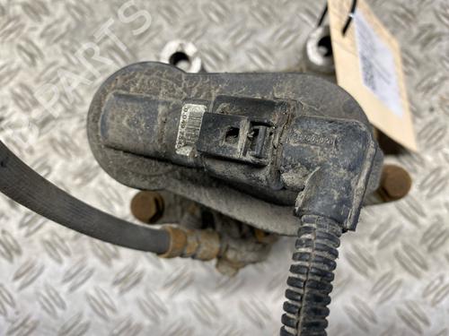 Right rear brake caliper VW PASSAT B6 (3C2) 2.0 BlueTDI | BP36531877M106 - Image 2