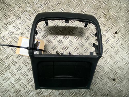 Porte-gobelet/Objets AUDI A5 (8T3) 3.2 FSI quattro (265 hp) 26499046