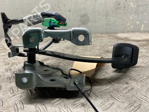 Break pedal RENAULT TRAFIC II Van (FL) 2.0 dCi 115 (FL01, FL0U, FL00, FL0H, FL0M) | BP26719069I19 