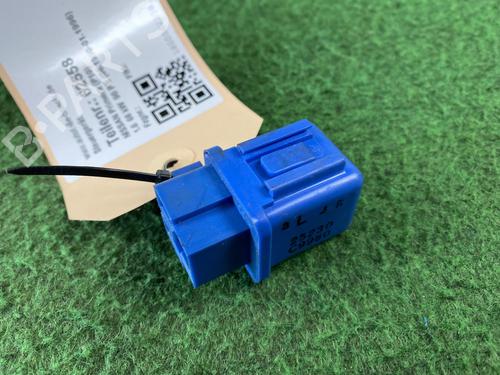 Used Control unit NISSAN PRIMERA (P10) 1.6 (90 hp) 11699991