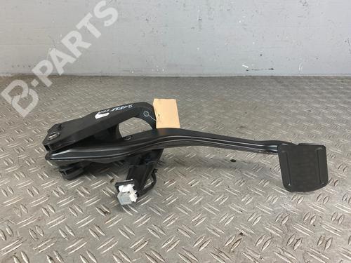 Used Pedal Pedal MERCEDES-BENZ CLA Coupe (C117) CLA 180 (117.342) (122 hp) 9818756 9818756