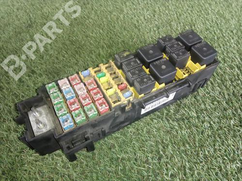 Used Fuse box JEEP CHEROKEE (KJ) 2.8 CRD 4x4 (150 hp) 4923847