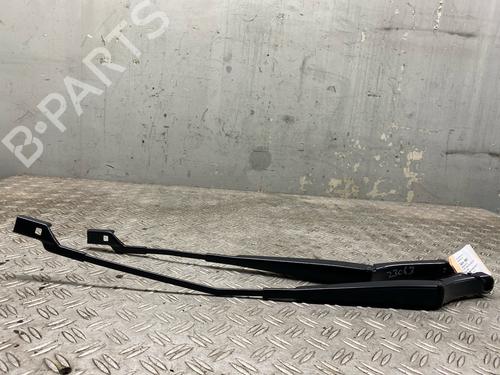 Used Front windshield wiper arm VW SCIROCCO III (137, 138) 1.4 TSI (160 hp) 30768970