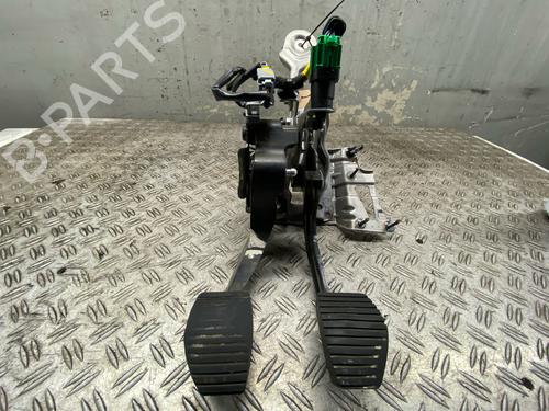 Used Pedal CITROËN C4 II (NC_) 1.6 HDi 90 (92 hp) 32060264