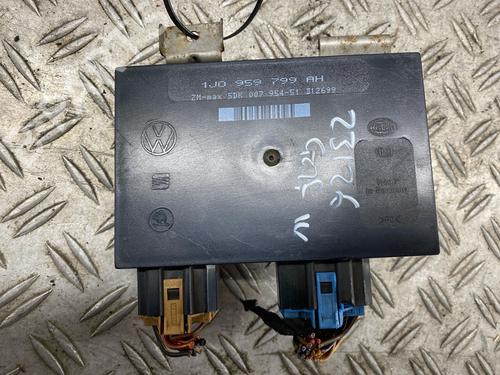 Elektronik Modul für VW GOLF IV Variant (1J5) 1.9 TDI (90 hp) 28704134