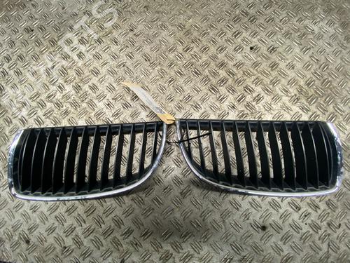Used Grille BMW 3 Touring (E91) 318 i (143 hp) 29613070