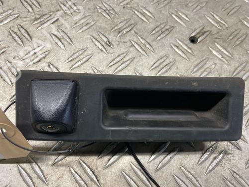 Used Tailgate handle BMW 5 Touring (F11) 520 d (184 hp) 26738685