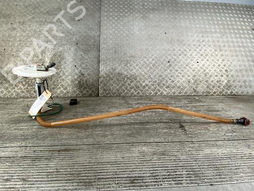 Used Fuel pump JEEP GRAND CHEROKEE IV (WK, WK2) 3.0 CRD V6 4x4 (241 hp) 17948637